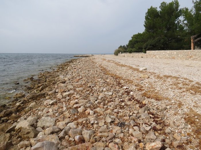 Nedozvoljeno nasipavanje plaže